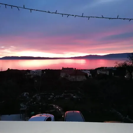 Lucija *