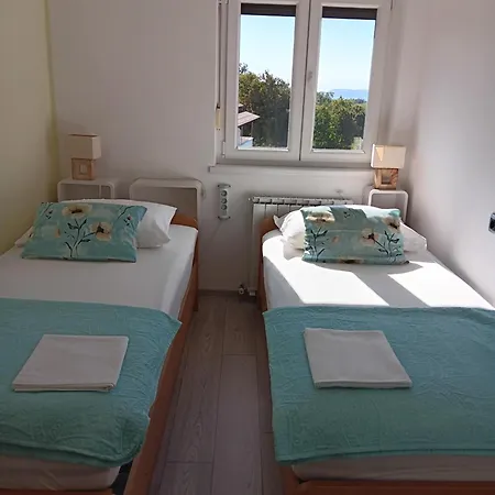 Apartman Lucija *