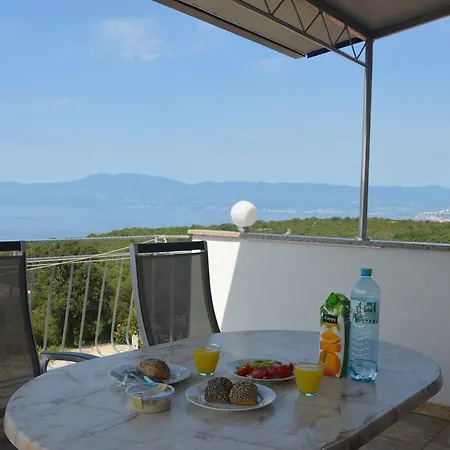 Apartment Lucija