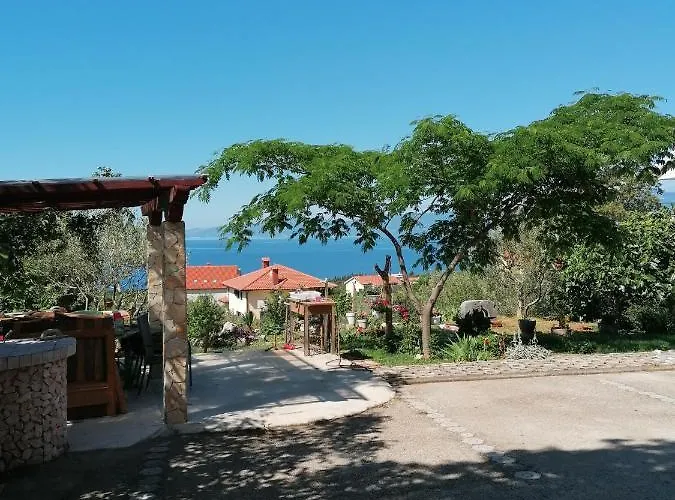 Lucija Apartment Kostrena