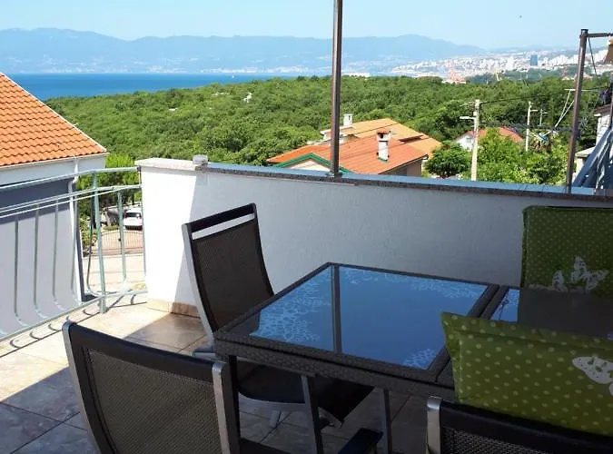 Lucija Apartment Kostrena